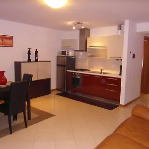  Appartamento Ali Italia